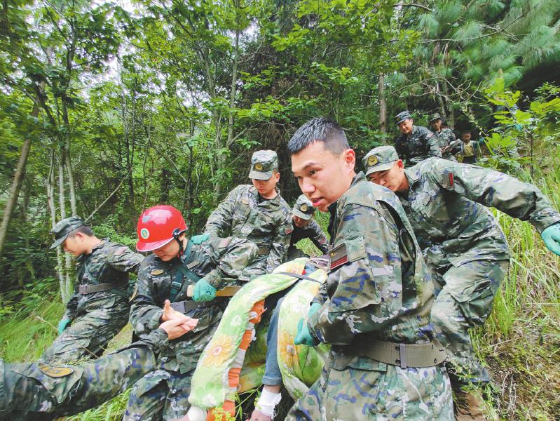 9月6日，武警.jpg