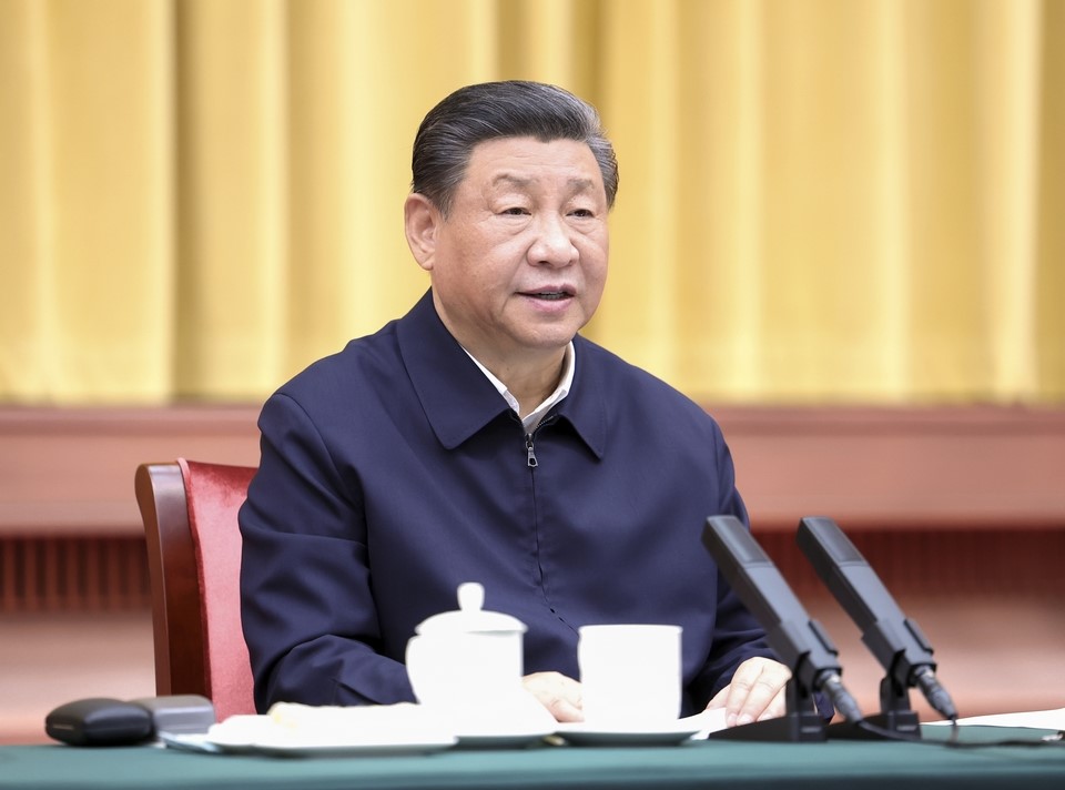 2024年3月20日下午，中共中央總書記、國(guó)家主席、中央軍委主席習(xí)近平在湖南省長(zhǎng)沙市主持召開新時(shí)代推動(dòng)中部地區(qū)崛起座談會(huì)并發(fā)表重要講話。新華社記者 鞠鵬 攝 
